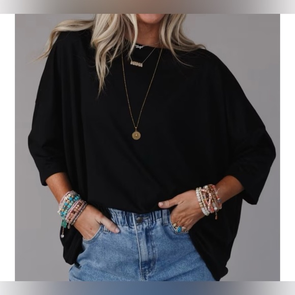 NWOT Cozy Cool Oversized Tee - Picture 6 of 14